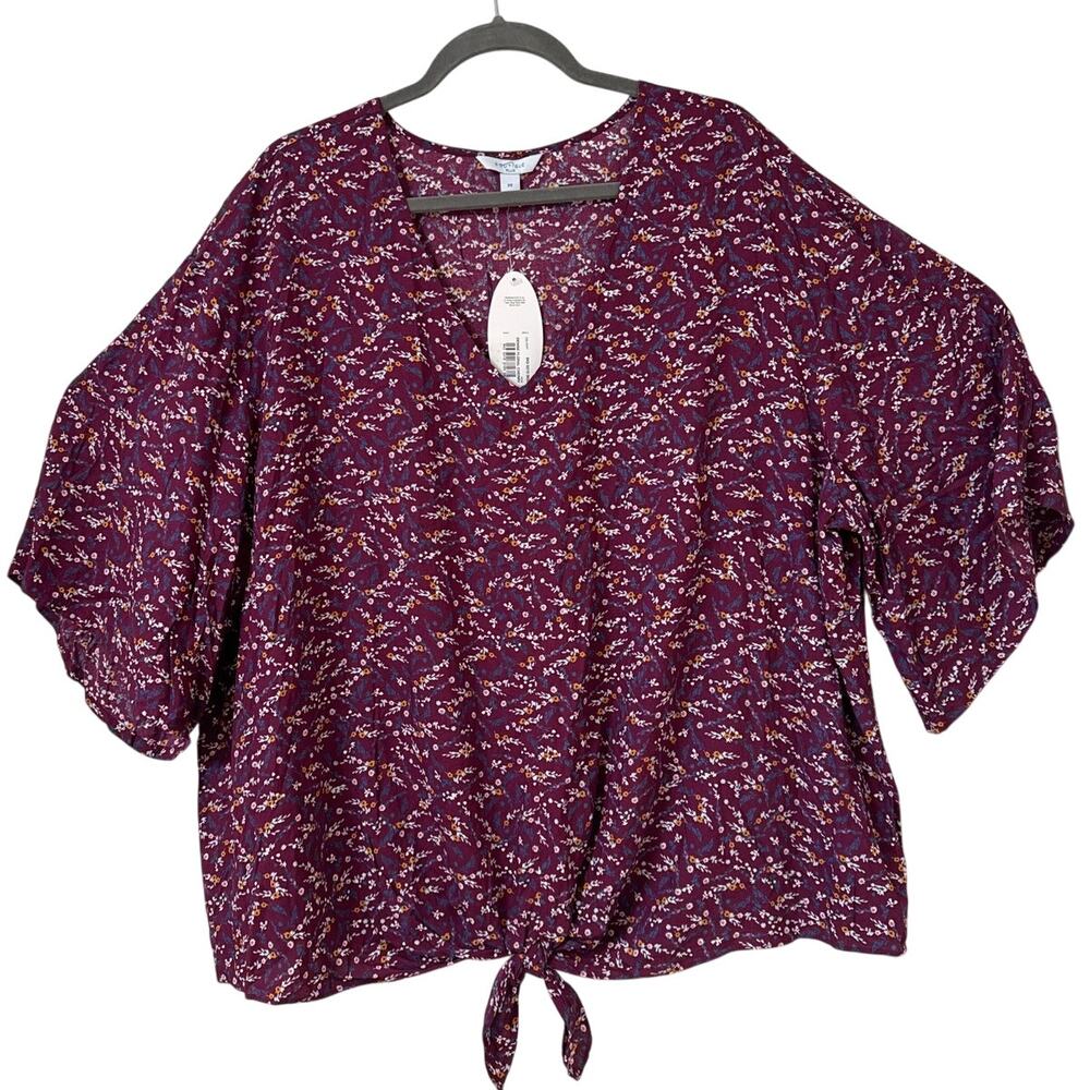 Boutique Plus 2X Denise Floral Cherry 3/4 Bell Sleeve Tie Hem V-neck Blouse